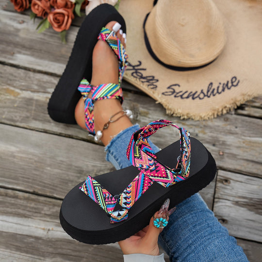 Damen Komfortable Wedge-Sandalen mit buntem Ethno-Muster R&B