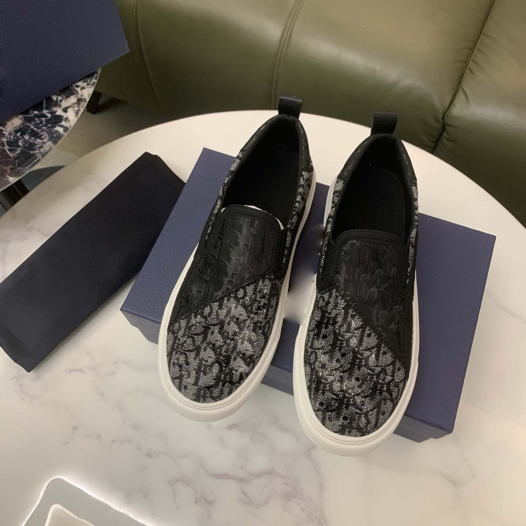 Damen Slip-On Sneakers mit eleganter Textur und komfortablem Fußbett R&B