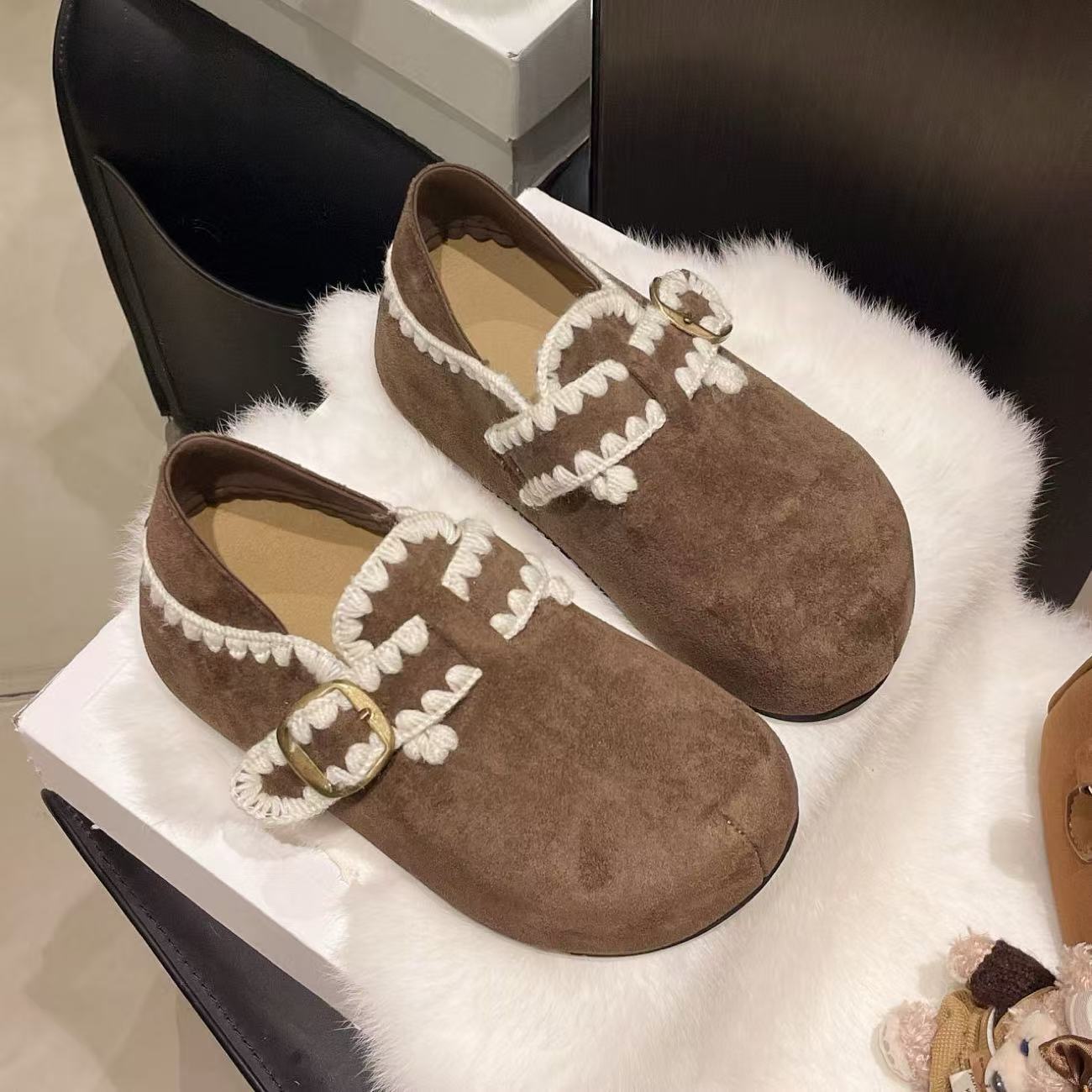 Damen Bequeme Mokassins mit dekorativem Schnallen-Detail und weichem Innenfutter R&B