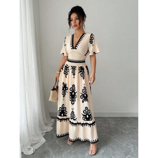 Damen Maxikleid mit floralem Design und dekorativen Rüschen R&B