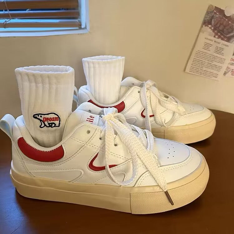 Damen Sneaker im sportlichen Design mit atmungsaktivem Obermaterial und dämpfender Sohle R&B