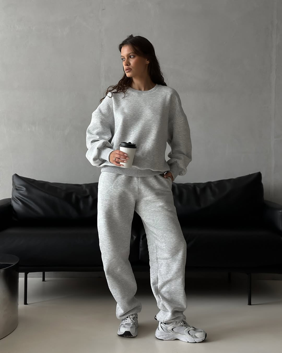 Damen lässiger Sport-Loungewear-Anzug mit crop Schnitt und weitem Bein R&B