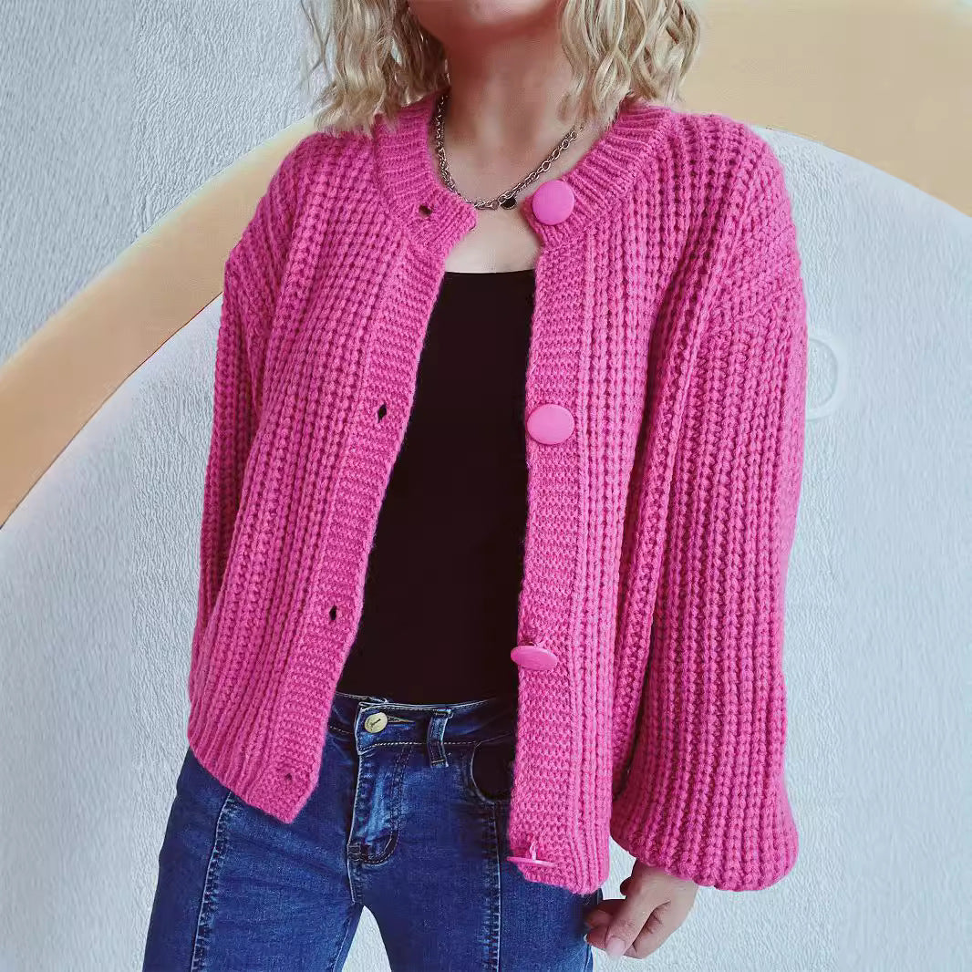 Damen Grobstrickjacke mit ballonförmigen Ärmeln und dekorativen Knöpfen R&B