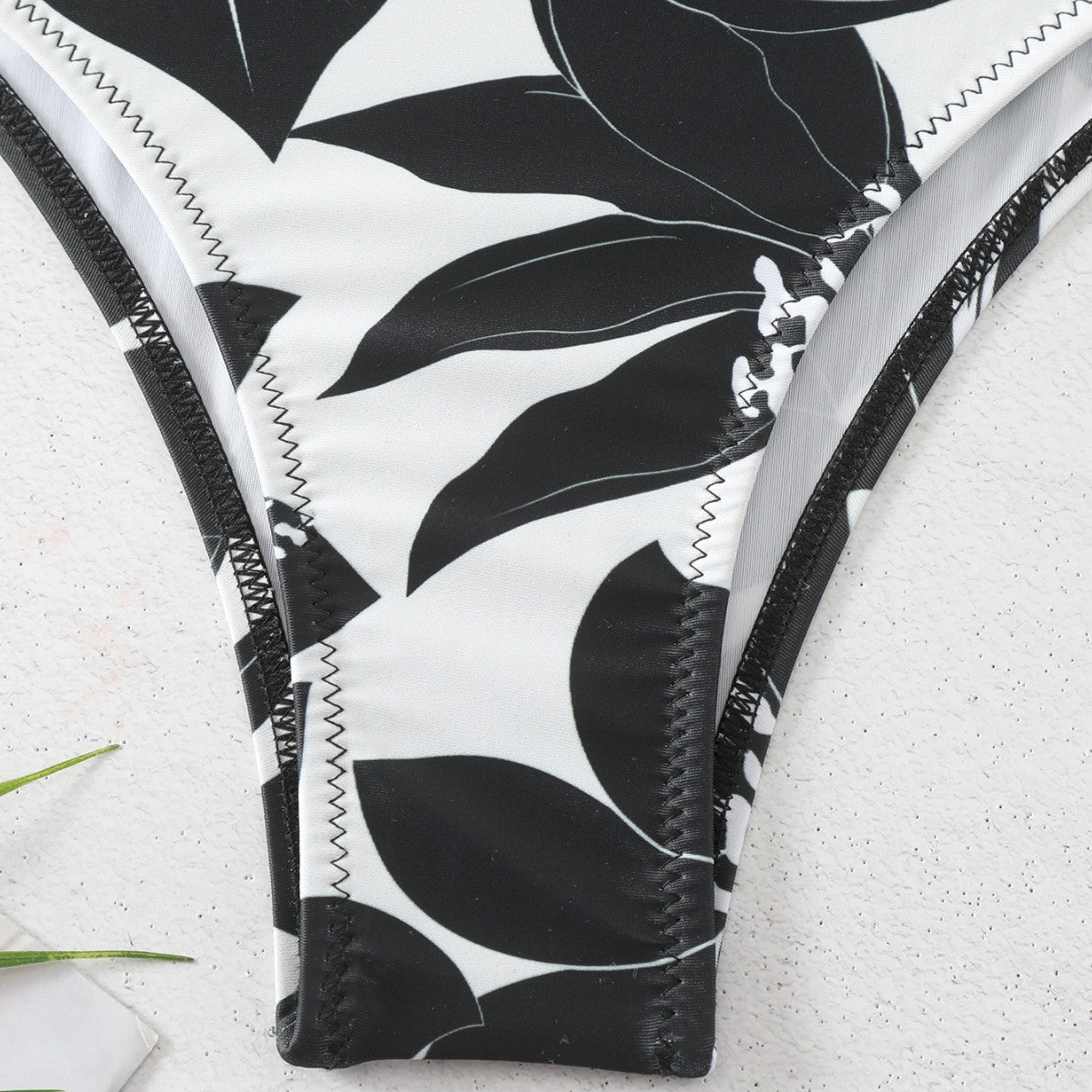 Damen Einteiler Badeanzug mit floralem Design R&B
