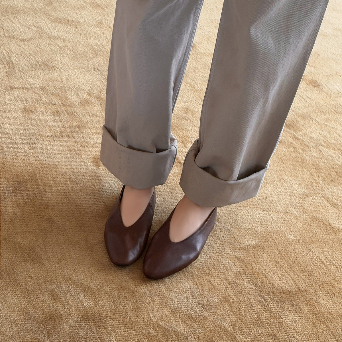 Damen elegant geschnittene Ballerinas aus hochwertigem Leder R&B