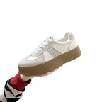 Damen Plateausneaker mit stylischer Kombination aus Leder und Wildleder