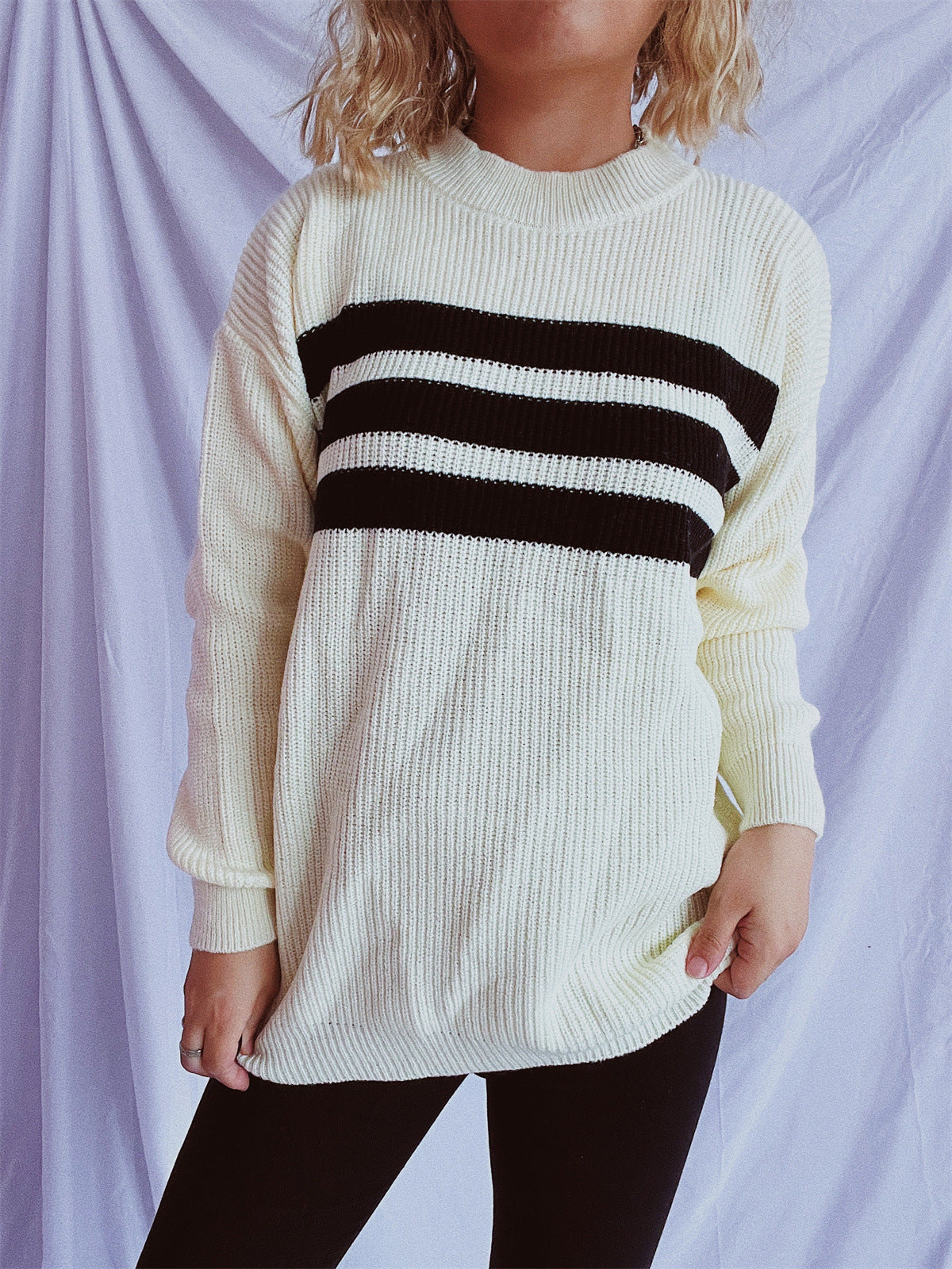 Damen lässiger Strickpullover mit modischen Streifen R&B