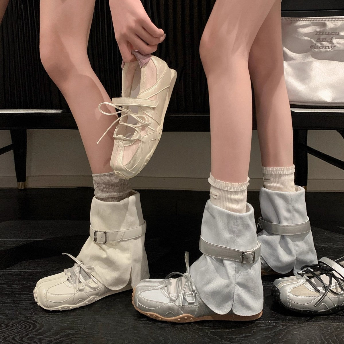 Damen modische Stiefel mit verstellbarem Riemen und rutschfester Sohle R&B