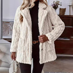 Damen Flauschiger und eleganter Teddy-Mantel mit aufwendiger Struktur