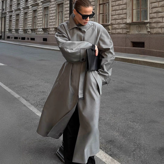 Damen eleganter Trenchcoat mit zeitgemäßen Schnitt R&B