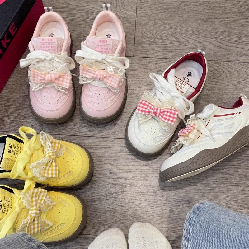 Damen Modische Freizeit Sneakers mit verspielten Applikationen R&B