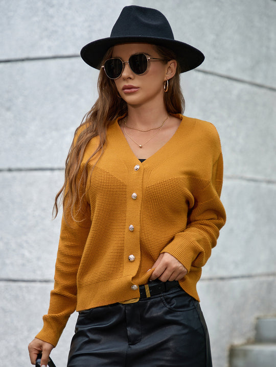 Damen Strickjacke mit Knopfdetails und strukturierter Oberfläche R&B