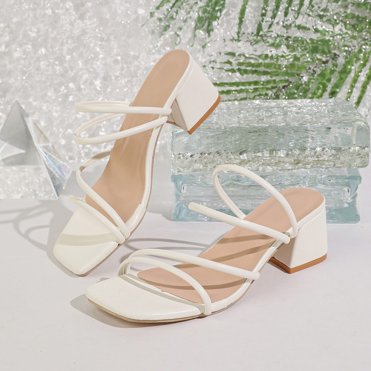 Damen Elegante Sandalen mit geschmackvollem Blockabsatz und verstellbaren Riemen