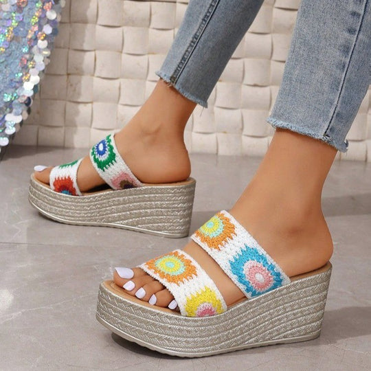 Damen Hochwertige Plateau-Sandalen mit buntem Stickdesign und komfortablem Fußbett R&B