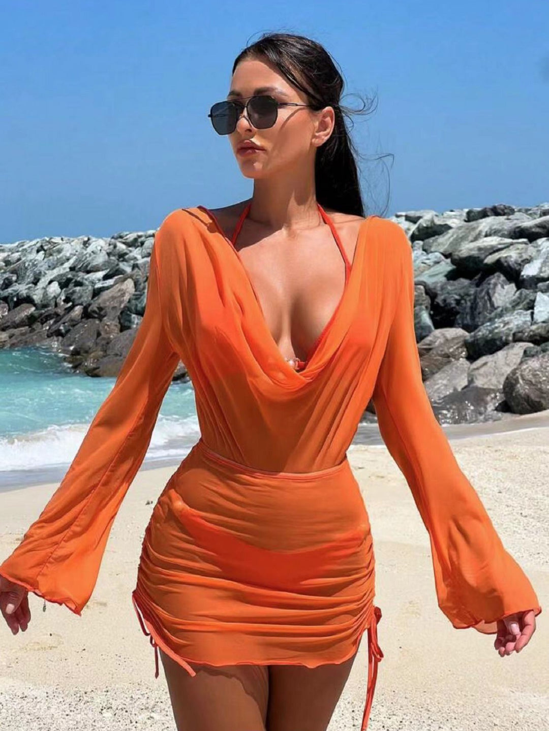 Damen Strandkleid mit elegantem Wickeldesign und langen Ärmeln R&B