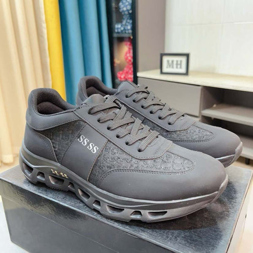 Damen Sportliche Sneakers mit dämpfender Laufsohle und atmungsaktiver Oberflächenstruktur R&B