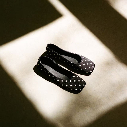 Damen Elegante und modische Ballerinas mit glänzender Oberfläche R&B