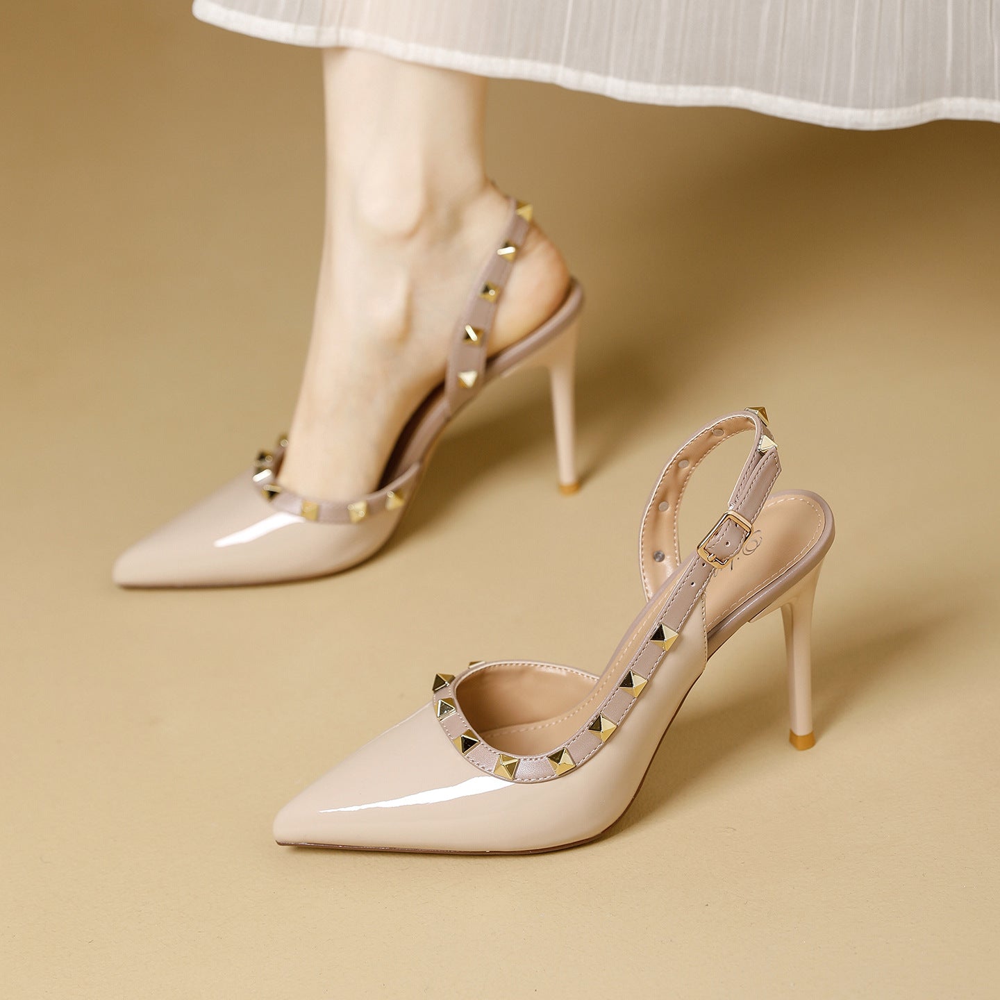 Damen Slingback-Pumps mit eleganter Stud-Applikation