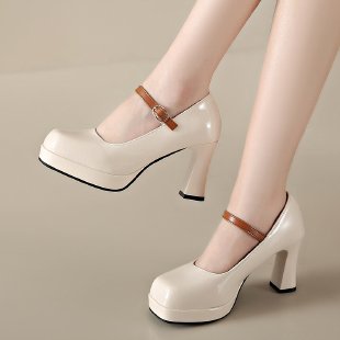 Damen Plateau-Pumps mit elegantem Riemchen und komfortablem Blockabsatz R&B