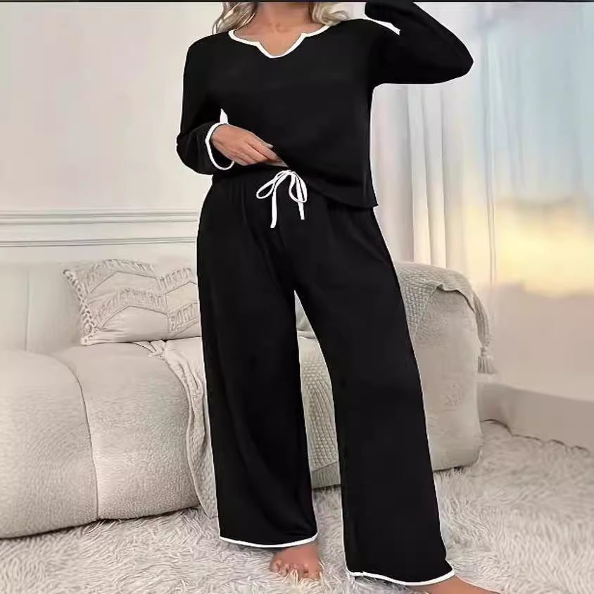 Damen Lounge-Set mit elegantem V-Ausschnitt und kontrastierenden Details R&B