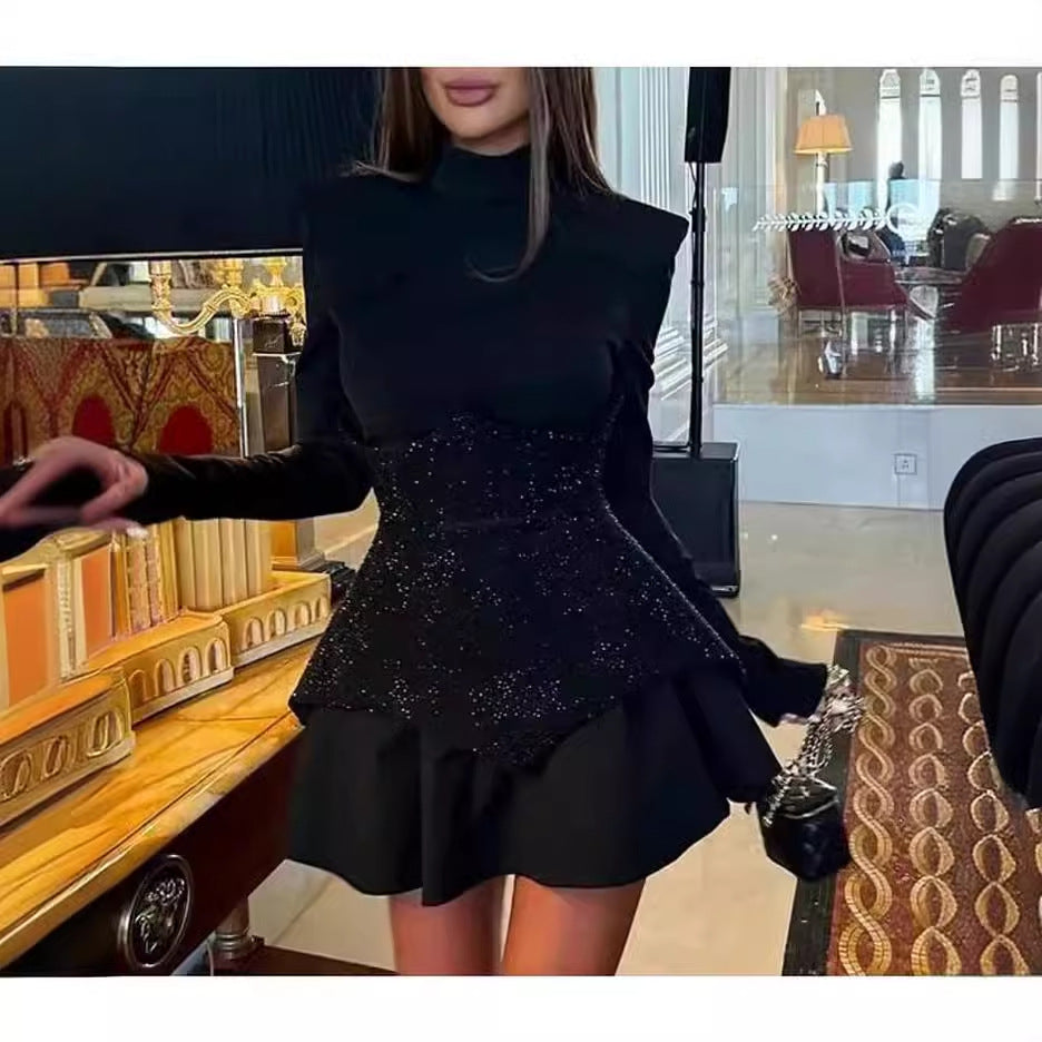 Damen Glamouröses Cocktailkleid mit strukturiertem Oberteil und voluminösem Rock R&B