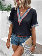 Damen modisches T-Shirt mit dekorativen Spitzen R&B
