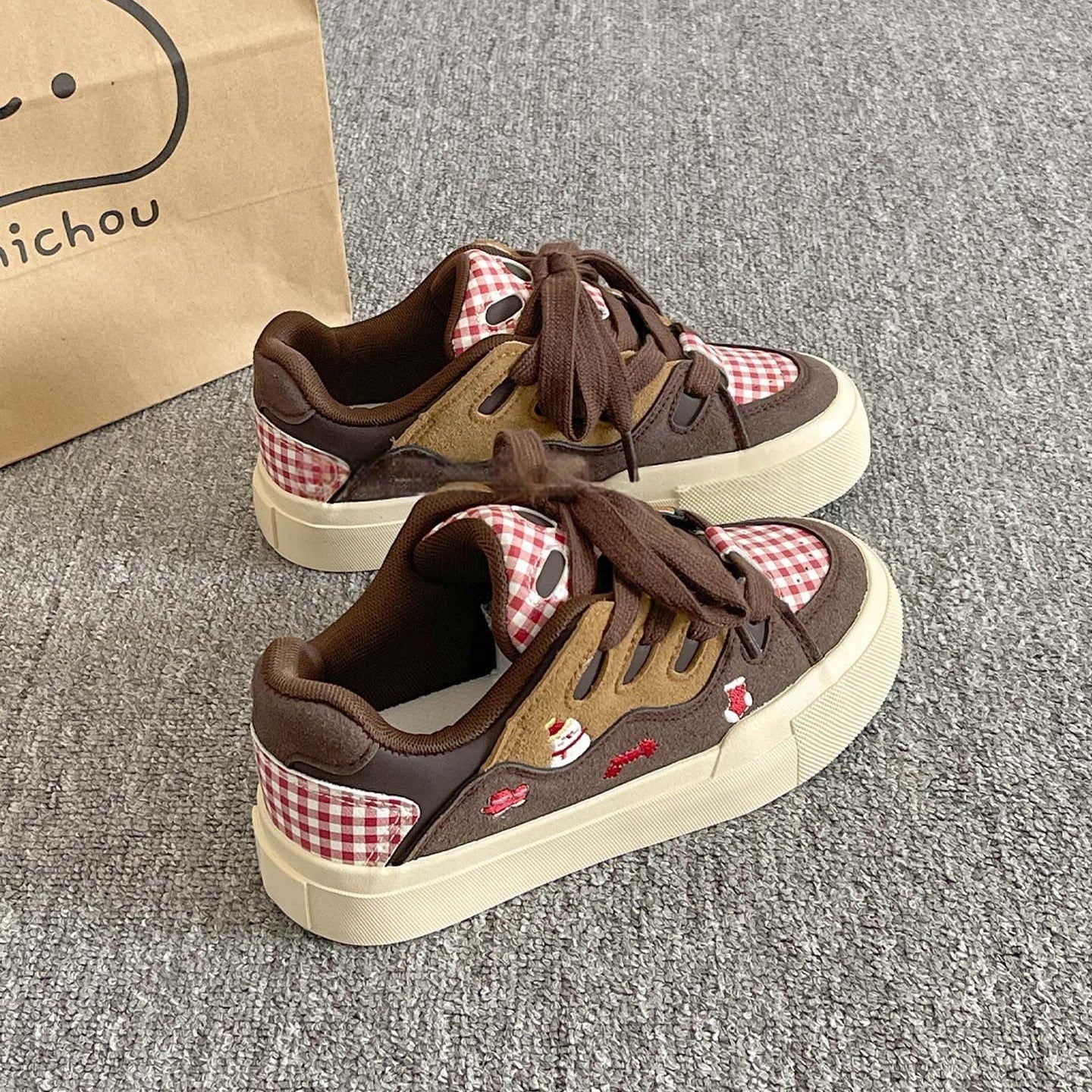 Damen Komfortable Sneaker im verspielten Design