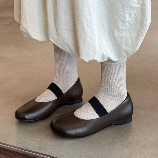 Damen Ballerinas mit elastischem Riemchen und hochwertiger Lederoberfläche R&B