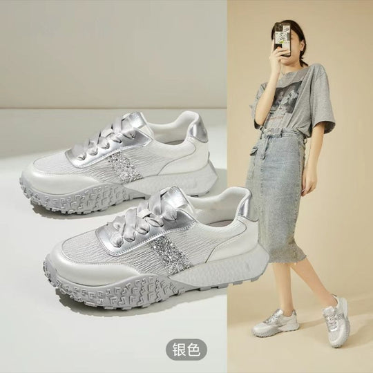 Damen Sportliche Sneakers mit glitzernden Akzenten und futuristischem Design R&B