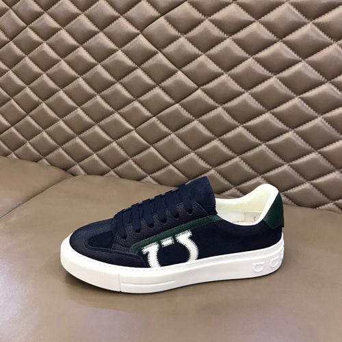 Damen Sportliche Sneakers mit auffälligem Logo-Detail und rutschfester Sohle R&B
