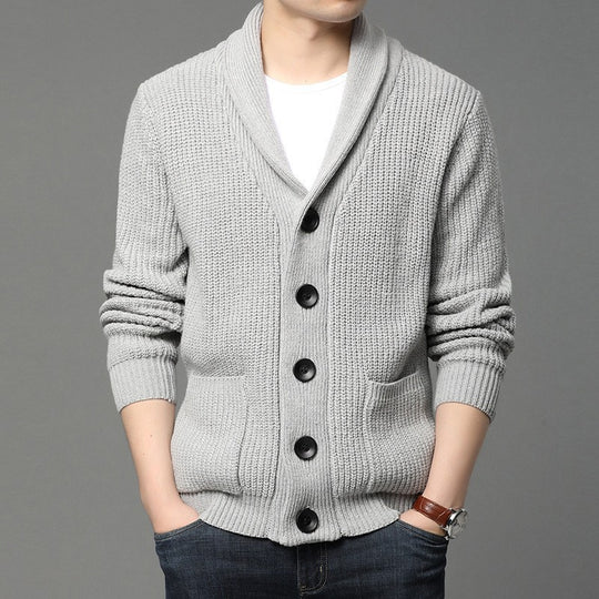 Herren Strickjacke mit Schalkragen und praktischen Taschen R&B