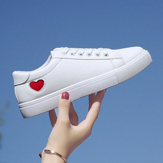 Damen Sportliche Sneakers im minimalistischen Design R&B