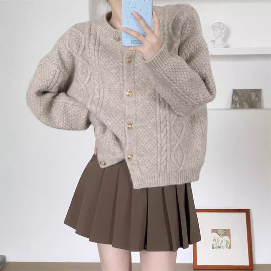 Damen Gemusterte Strickjacke mit goldenen Knöpfen und weitem Schnitt R&B