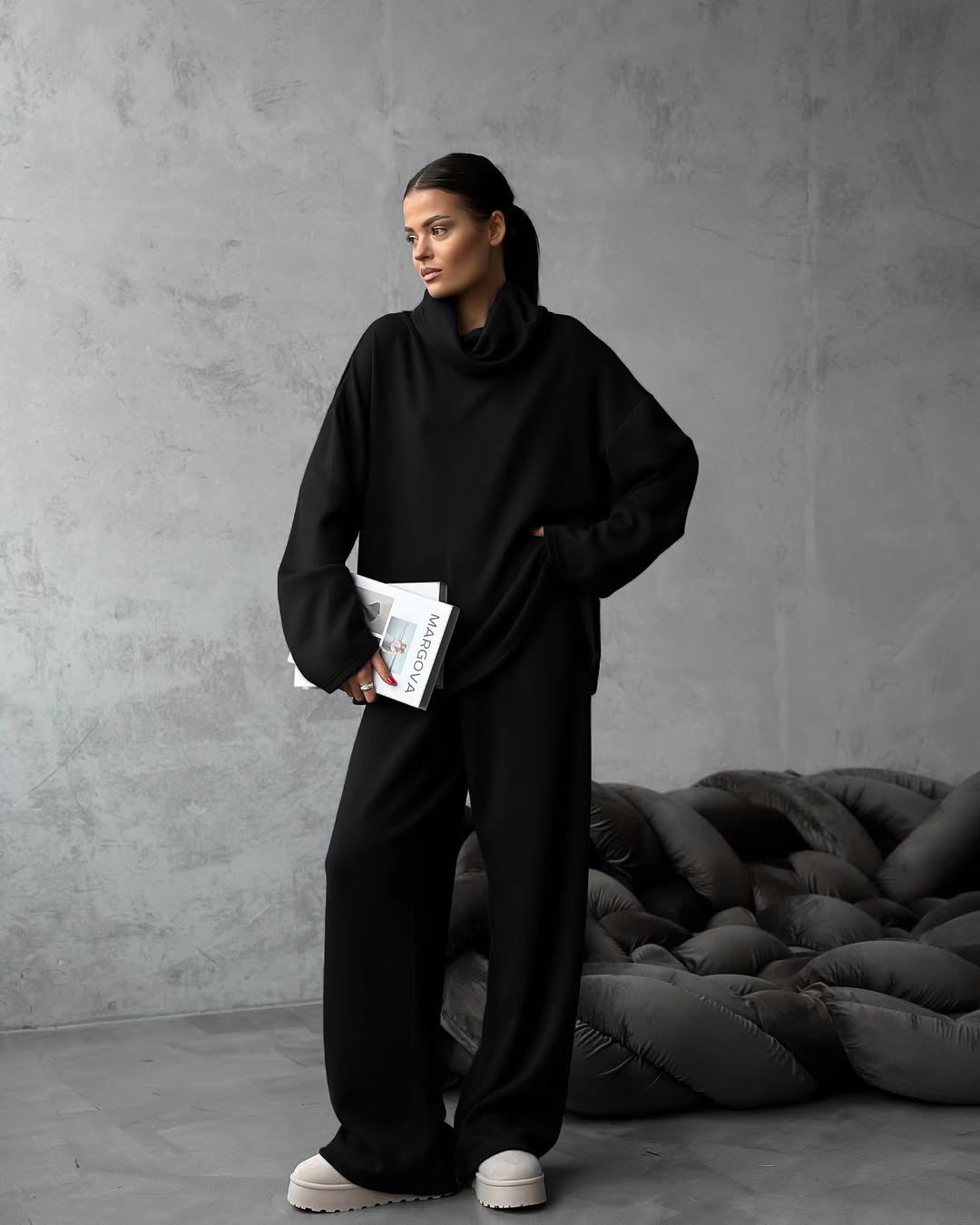 Damen komfortables Lounge-Set mit weitem Schnitt und hohem Kragen R&B