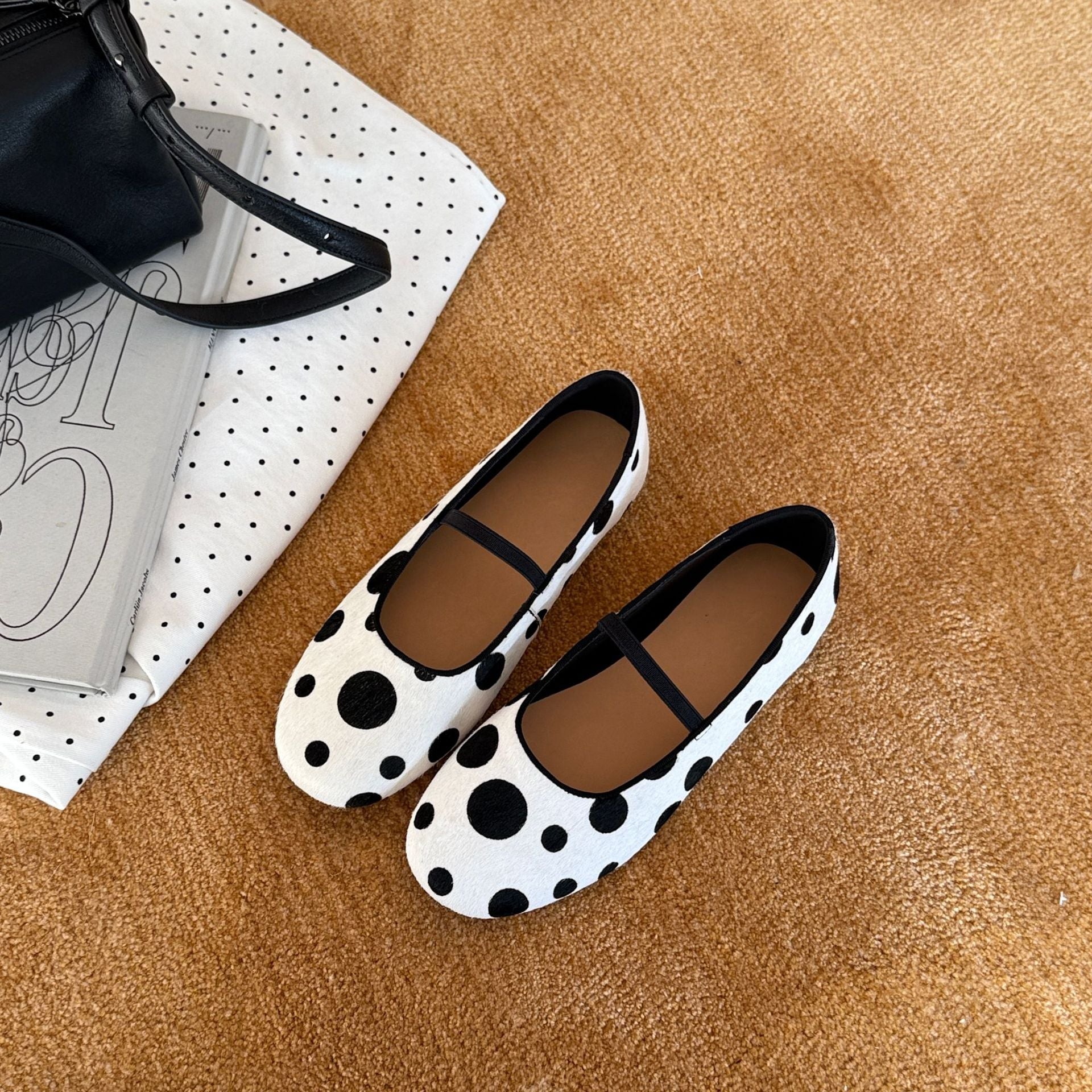 Damen Ballerinas mit dekorativem Punktmuster und rutschfester Sohle R&B