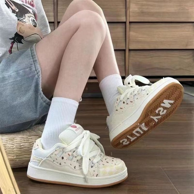 Damen Sportliche Freizeitsneaker mit floralem Motiv und atmungsaktivem Obermaterial R&B