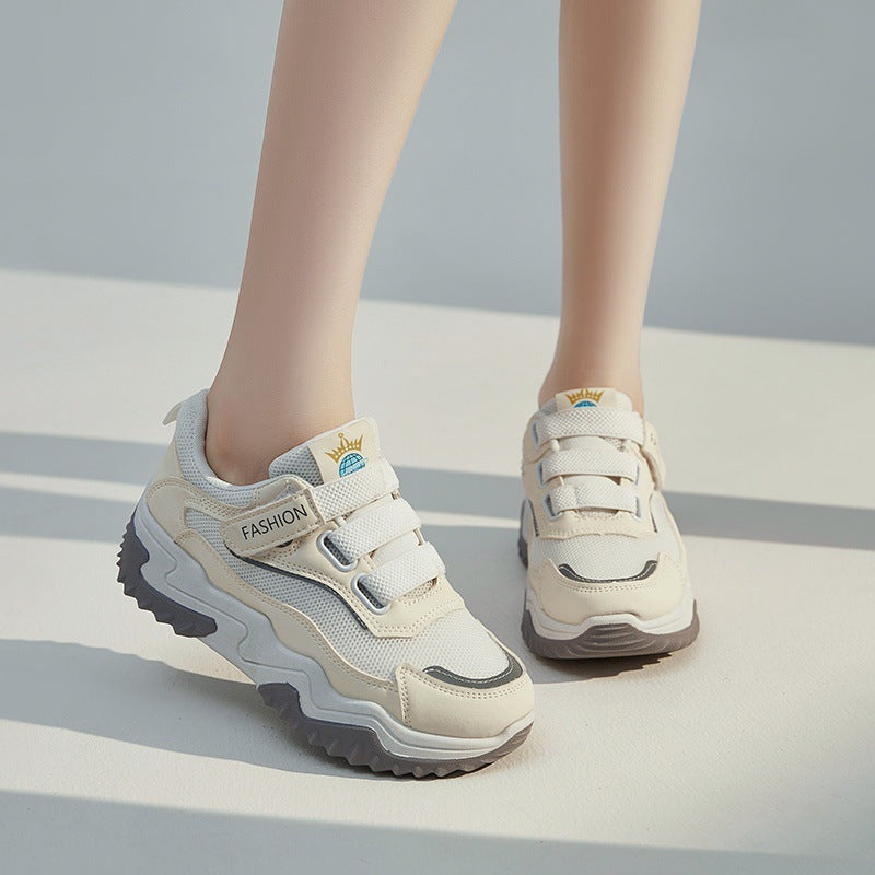 Damen Sportliche Sneaker mit atmungsaktiven Obermaterial und komfortablem Klettverschluss R&B