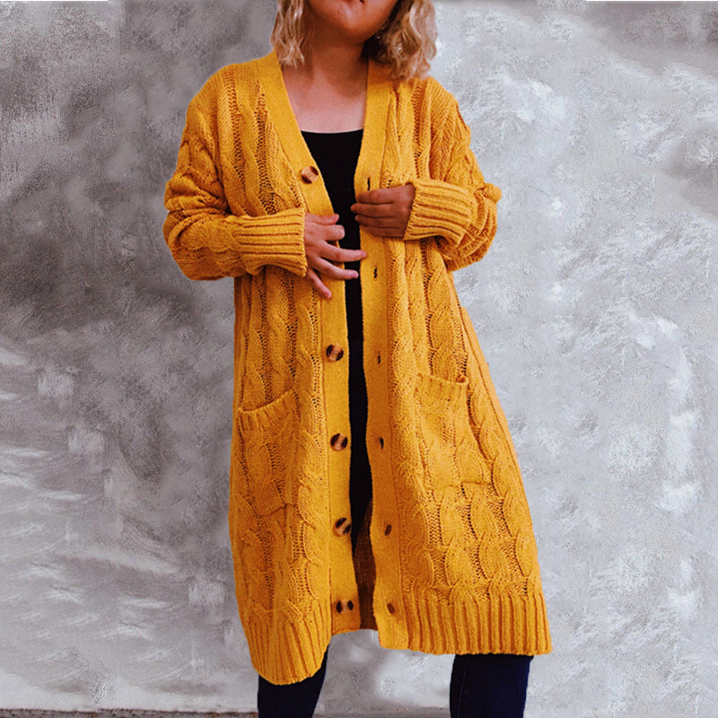 Damen Grobstrickjacke mit Knopfdetails und praktischen Taschen R&B