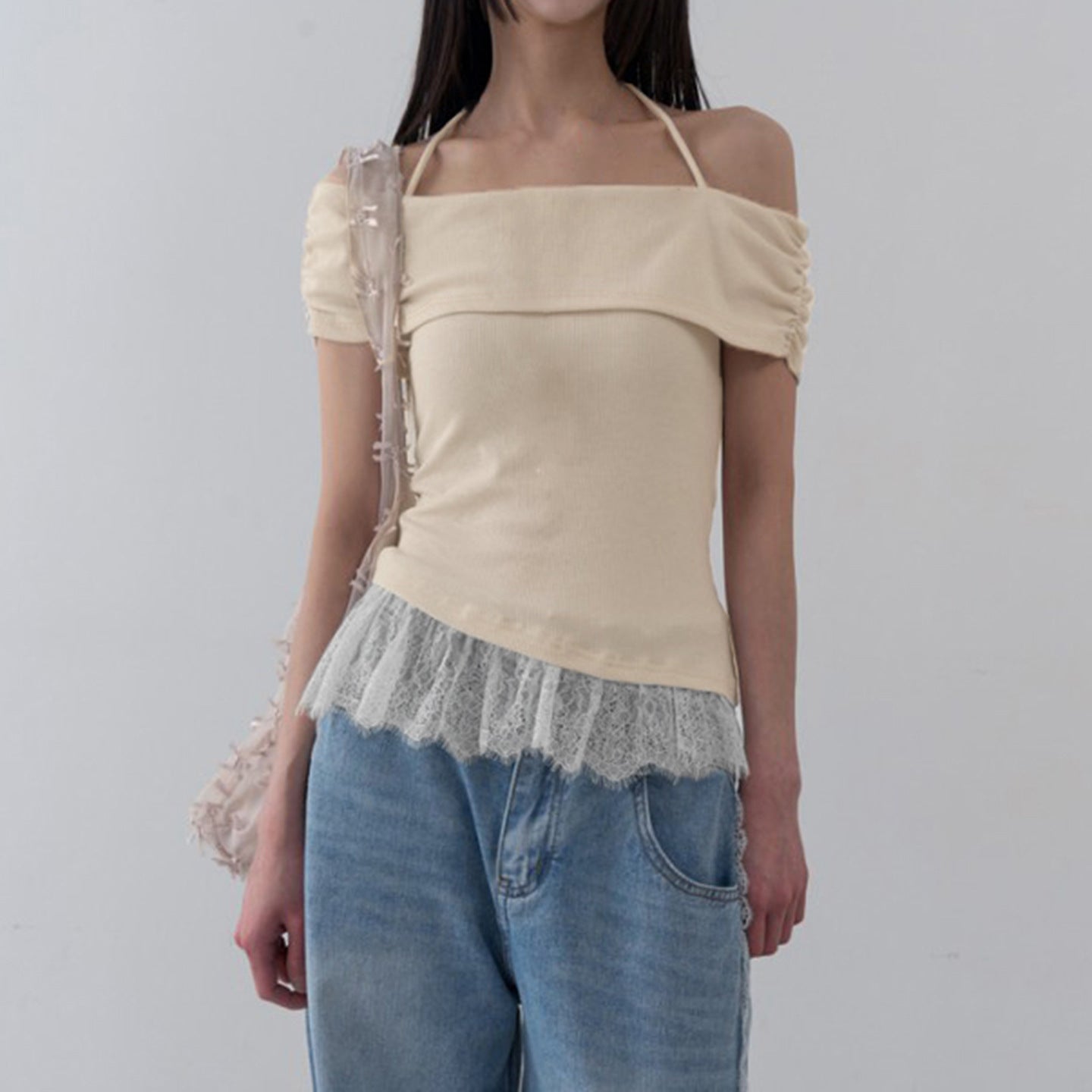 Damen Off-Shoulder Oberteil mit Rüschensaum R&B