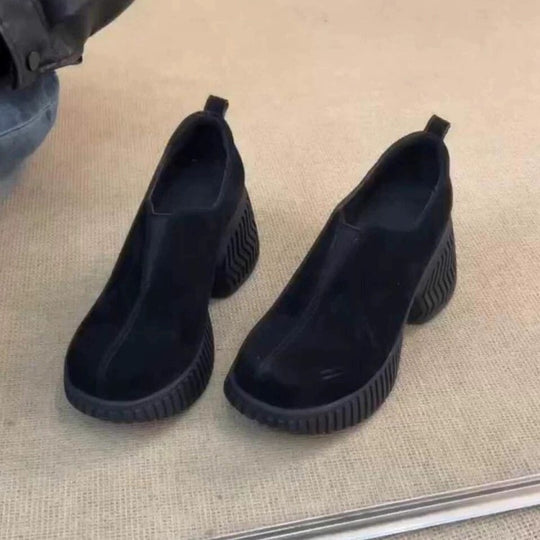 Damen modische Stiefeletten im angesagten Design mit erhöhter Laufsohle R&B
