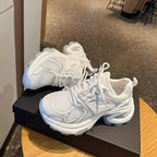 Damen Sportliche Sneaker mit hochmodernem Design und atmungsaktiven Elementen R&B