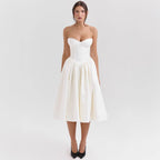 Damen Couture-Kleid im schulterfreien Trägerdesign mit voluminösem Rock EB