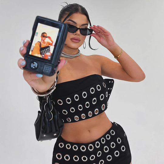 Damen Modische Shorts mit auffälliger Ösenverzierung R&B