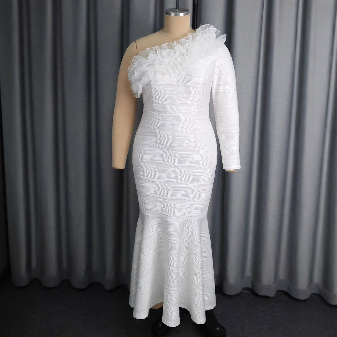 Damen figurbetontes Abendkleid mit asymmetrischem Rüschen-Ausschnitt R&B