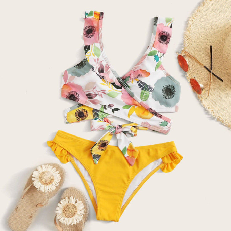 Damen Zweiteiliges Blumen-Bikini-Set mit tailliertem Oberteil und Rüschenslip