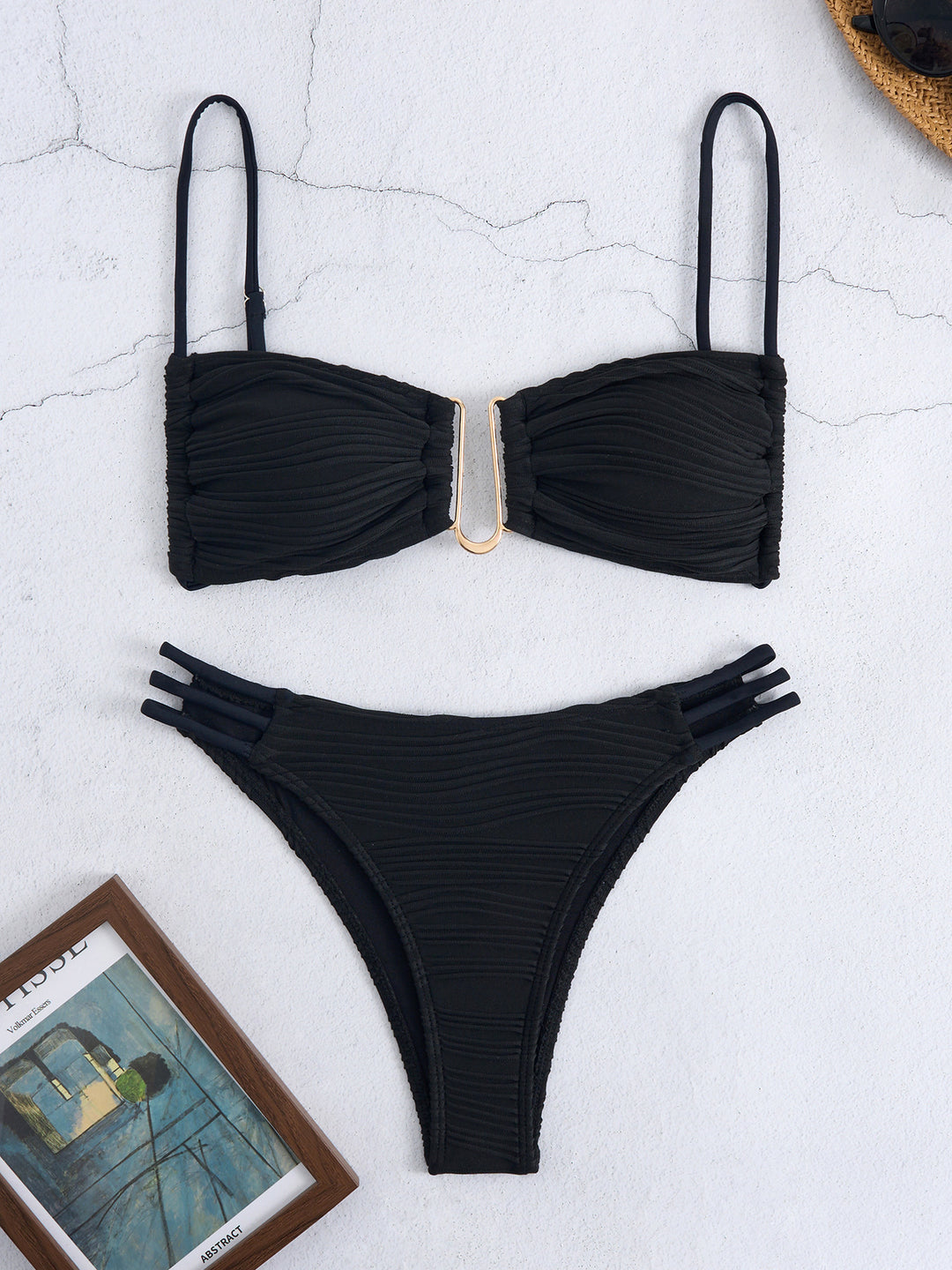 Damen Triangel-Bikini mit elegantem Raffungsdesign und modischen Trägerdetails R&B