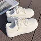 Damen Sportliche Plateau-Sneaker im minimalistischen Design R&B