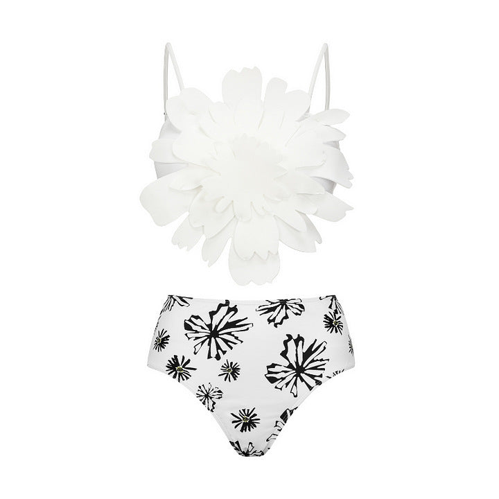 Damen Bikiniset mit besonderem Blumendekor und langem Wickelrock R&B