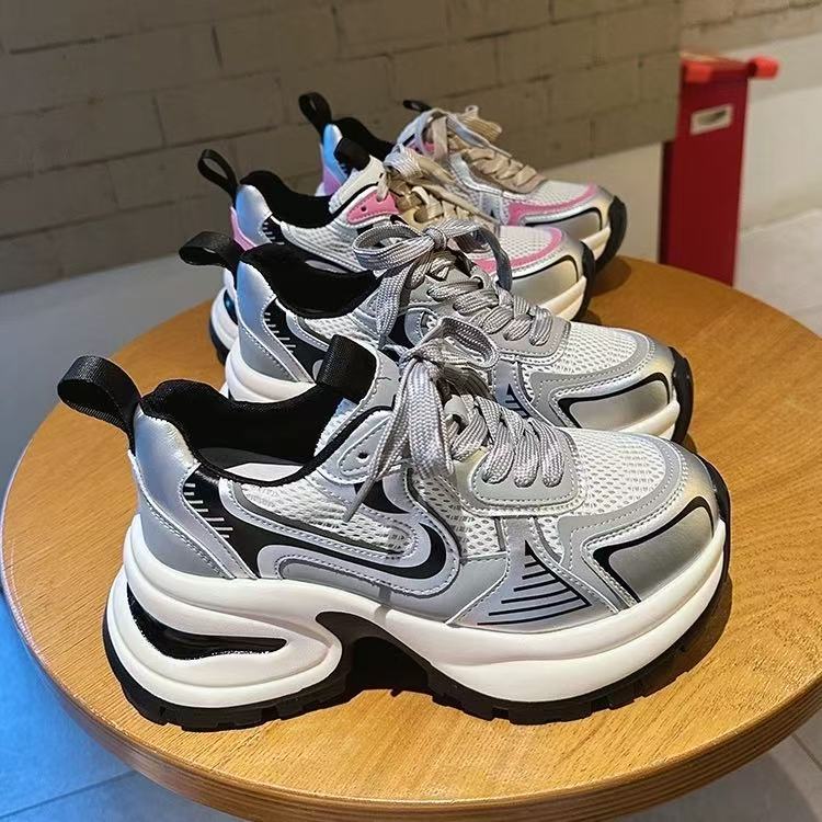 Damen Sportliche High-Top Sneakers mit dämpfendem Sohlenprofil R&B