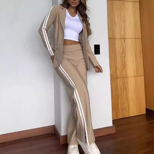 Damen nan sportlich-elegantes Zweiteiler-Blazer-Set mit tailliertem Blazer und weitem Jogginghosen‑Schnitt samt Seitenstreifen R&B